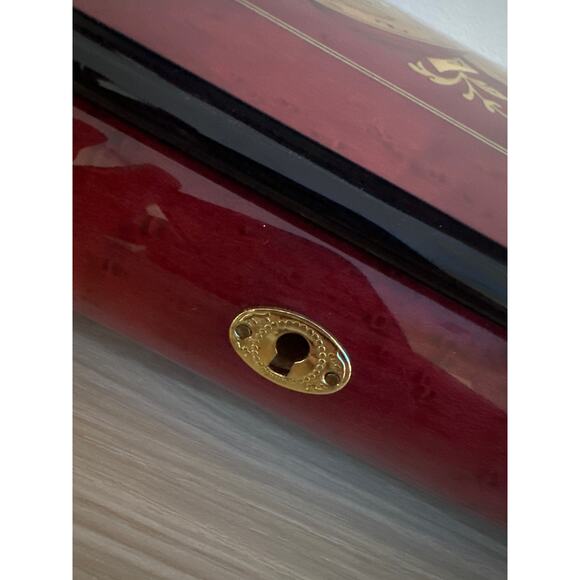 Lutèce Canon J. Pachelbel made in Paris France works perfectly no key included - Picture 10 of 10